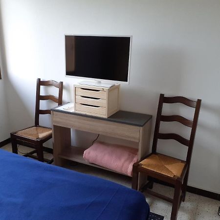 Chambre B2 Dans Un Appartement En Colocation Marseille Ngoại thất bức ảnh